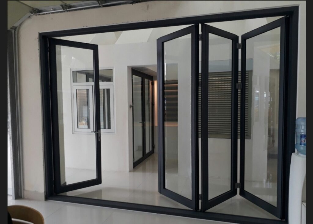 Cửa thông phòng SAVAX